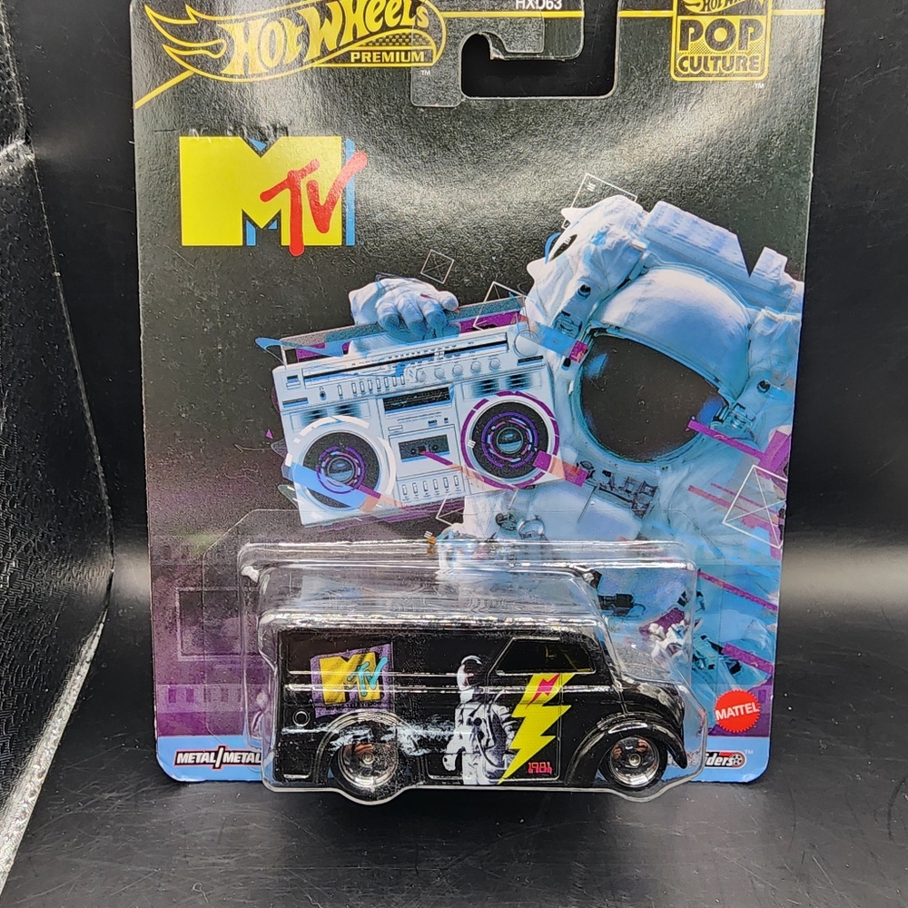 HOT WHEELS Premium Pop Culture "MTV" 1:64 Dairy Delivery Truck Diecast Car